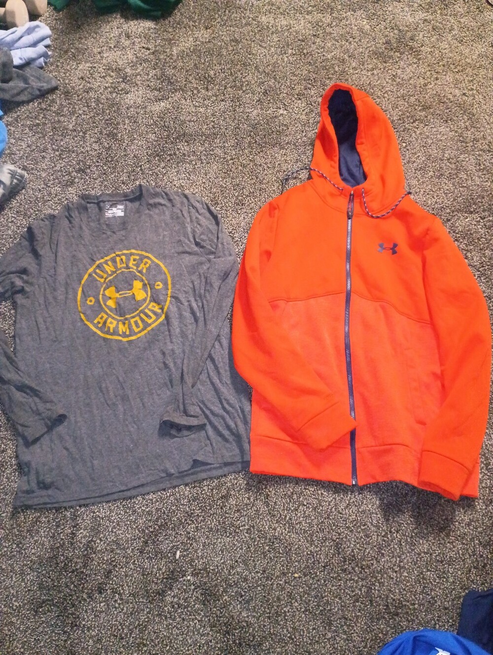 Under Armour 4 Piece Hoodie N Shirts